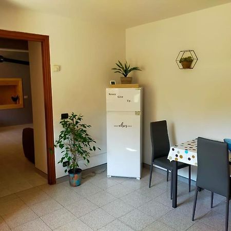 La Casa Nel Bosco, Ma A 2 Passi Dal Centro Lägenhet Rivergaro Exteriör bild
